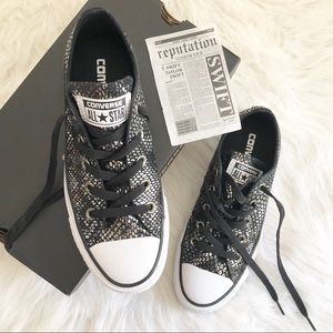 converse taylor swift